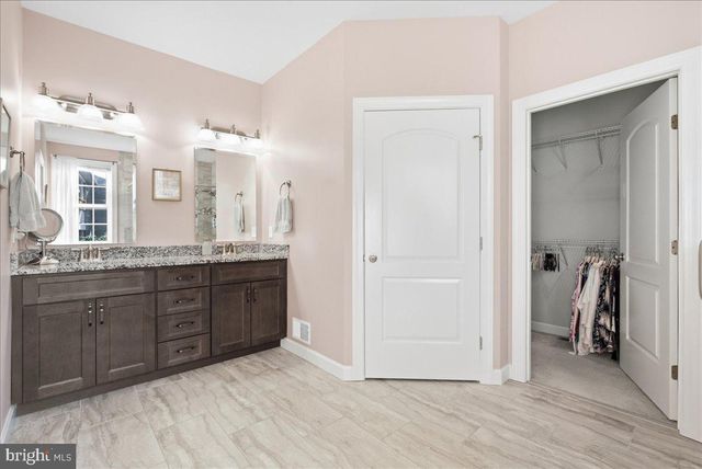 444 TALAMORE DR, Stephens City, VA 22655