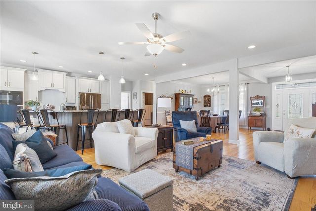 444 TALAMORE DR, Stephens City, VA 22655