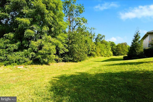 444 TALAMORE DR, Stephens City, VA 22655