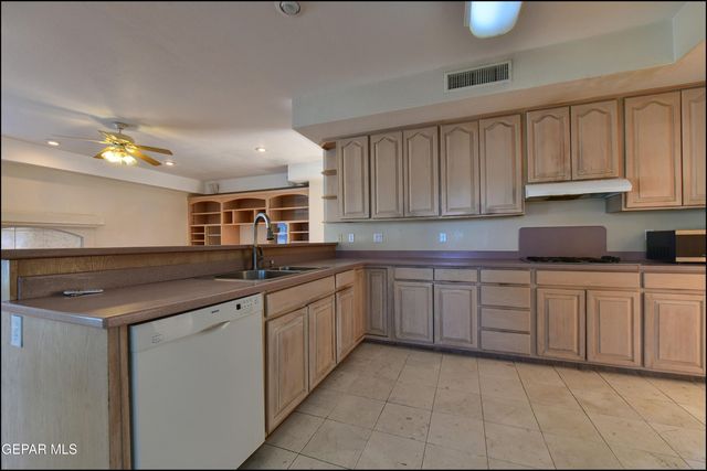 6123 LA POSTA Drive, El Paso, TX 79912