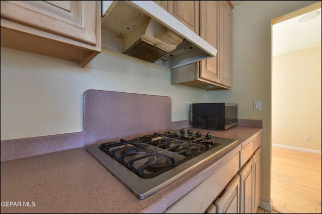 6123 LA POSTA Drive, El Paso, TX 79912