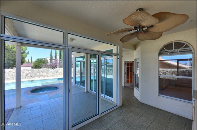 6123 LA POSTA Drive, El Paso, TX 79912