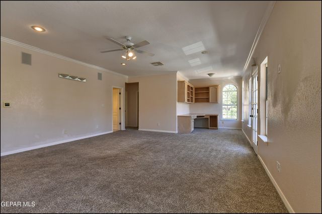 6123 LA POSTA Drive, El Paso, TX 79912