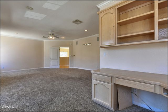 6123 LA POSTA Drive, El Paso, TX 79912