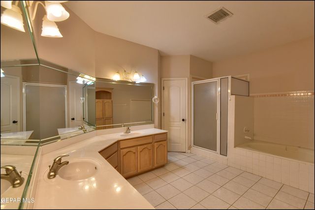 6123 LA POSTA Drive, El Paso, TX 79912