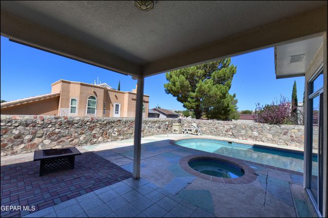 6123 LA POSTA Drive, El Paso, TX 79912