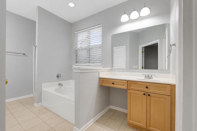 1433 Coopers Hawk Drive, Hanahan, SC 29410