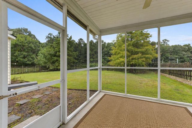 1433 Coopers Hawk Drive, Hanahan, SC 29410