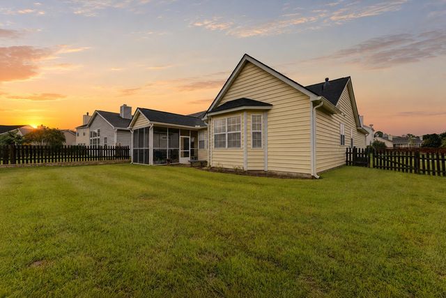 1433 Coopers Hawk Drive, Hanahan, SC 29410
