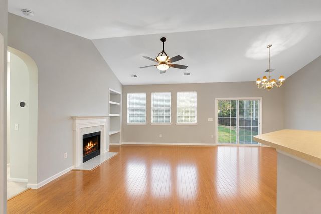 1433 Coopers Hawk Drive, Hanahan, SC 29410