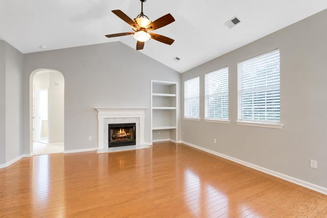 1433 Coopers Hawk Drive, Hanahan, SC 29410