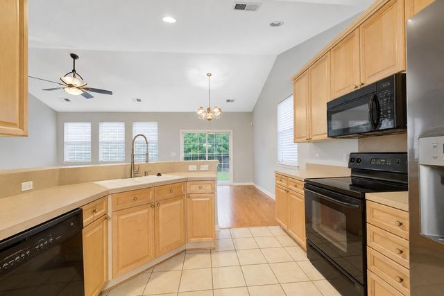 1433 Coopers Hawk Drive, Hanahan, SC 29410