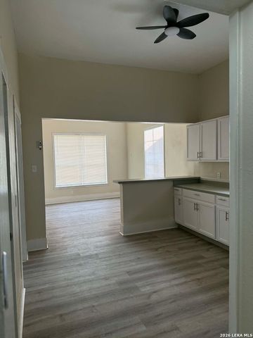 115 Querida Ave, San Antonio, TX 78226