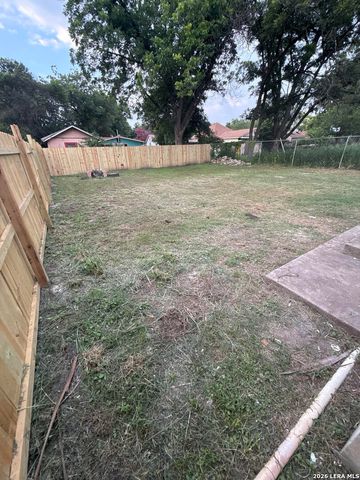 115 Querida Ave, San Antonio, TX 78226