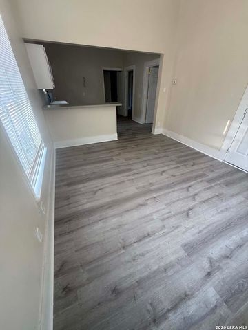 115 Querida Ave, San Antonio, TX 78226