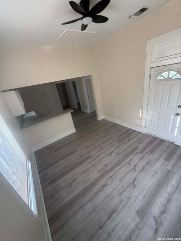 115 Querida Ave, San Antonio, TX 78226