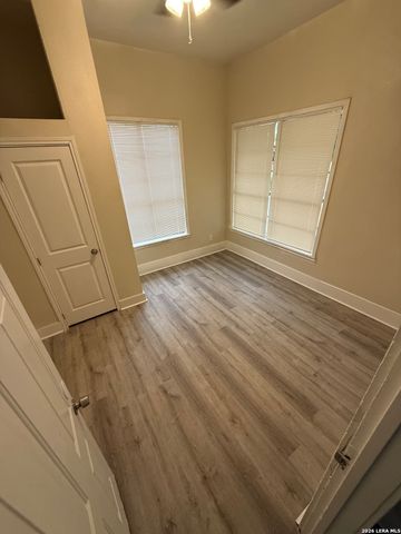 115 Querida Ave, San Antonio, TX 78226
