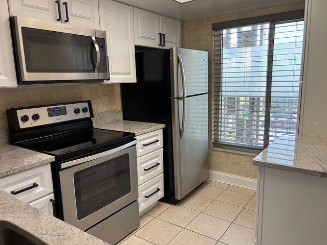 121 ISLAND WAY 331, Clearwater Beach, FL 33767