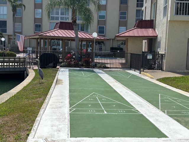 121 ISLAND WAY 331, Clearwater Beach, FL 33767