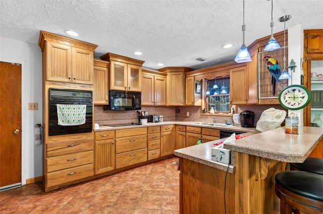 10820 LINDA VISTA LANE, Dade City, FL 33525