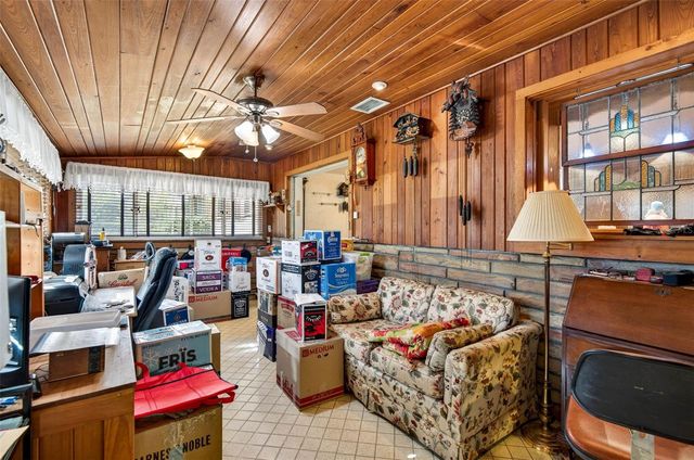 10820 LINDA VISTA LANE, Dade City, FL 33525