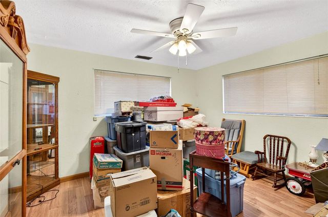 10820 LINDA VISTA LANE, Dade City, FL 33525