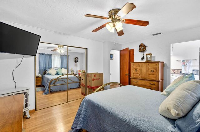 10820 LINDA VISTA LANE, Dade City, FL 33525