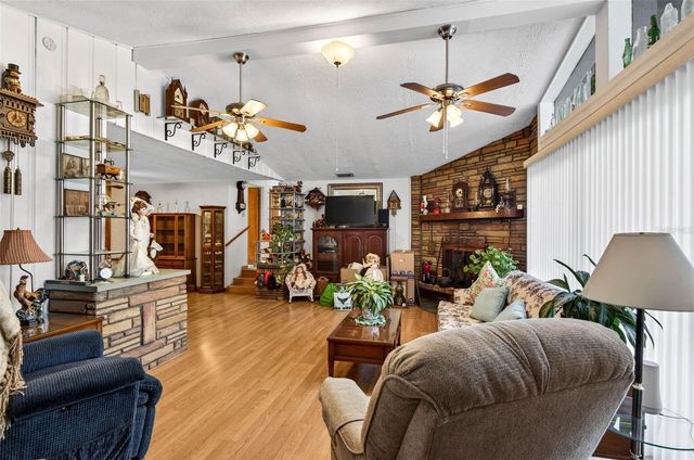 10820 LINDA VISTA LANE, Dade City, FL 33525