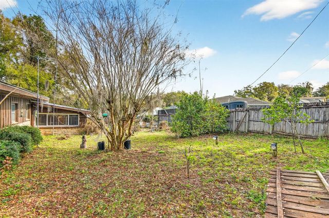 10820 LINDA VISTA LANE, Dade City, FL 33525