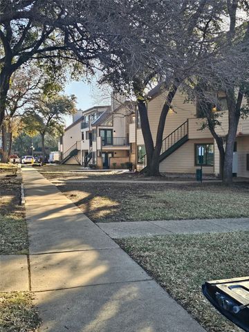 2311 Basil Drive C304, Arlington, TX 76006