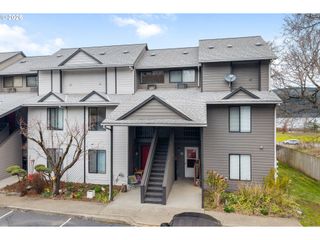 301 N 15TH St 201, Hood River, OR 97031