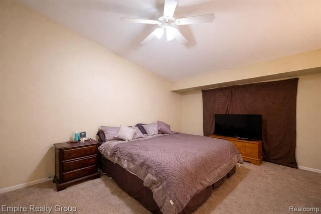 12330 Hickory, Utica, MI 48315