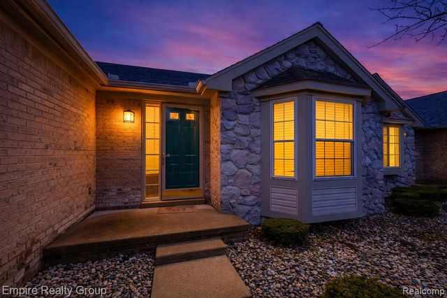 12330 Hickory, Utica, MI 48315