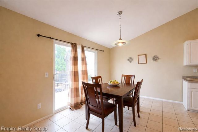 12330 Hickory, Utica, MI 48315