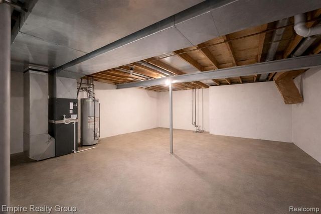 12330 Hickory, Utica, MI 48315