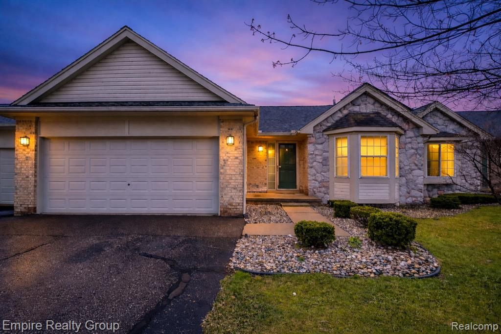 12330 Hickory, Utica, MI 48315