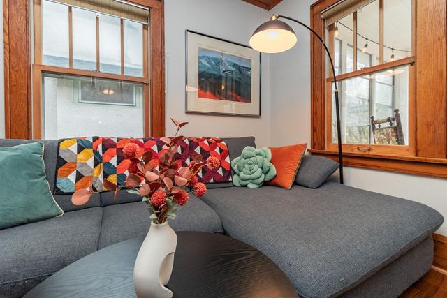 1315 Saint Clair Avenue, Saint Paul, MN 55105