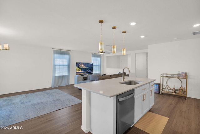 2824 W MONTE Way, Laveen, AZ 85339