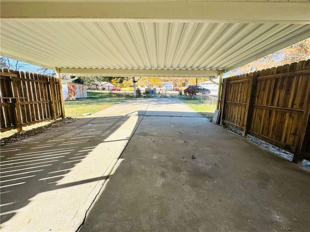 2506 S 48th Terrace, Kansas City, KS 66106