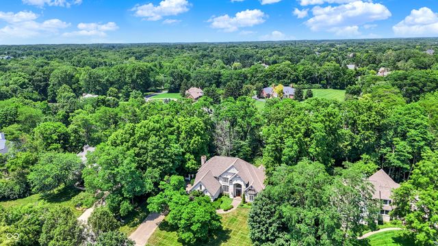 9690 Irishmans Run Lane, Zionsville, IN 46077