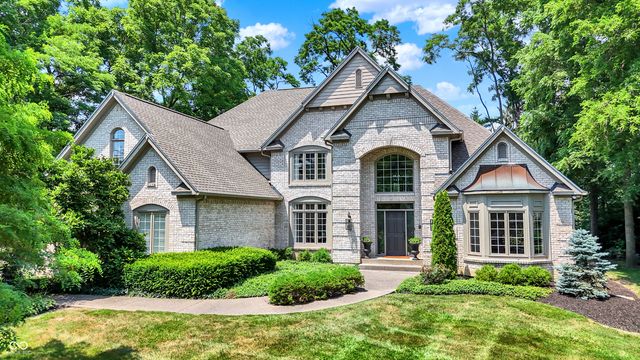 9690 Irishmans Run Lane, Zionsville, IN 46077