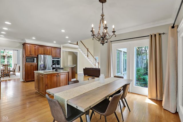 9690 Irishmans Run Lane, Zionsville, IN 46077