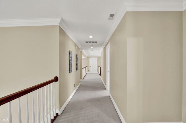 9690 Irishmans Run Lane, Zionsville, IN 46077