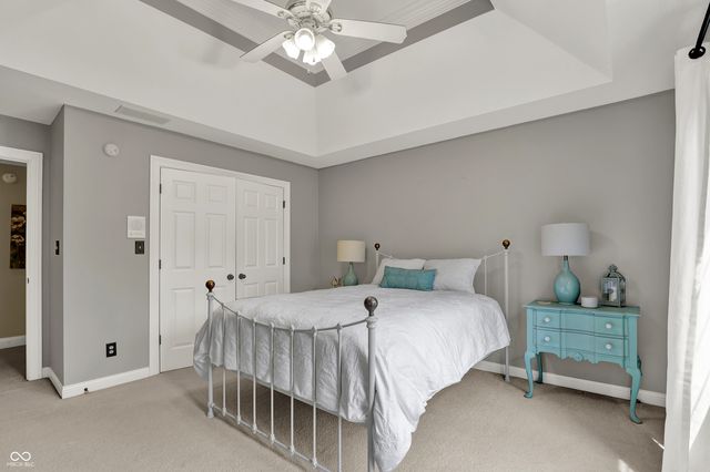 9690 Irishmans Run Lane, Zionsville, IN 46077