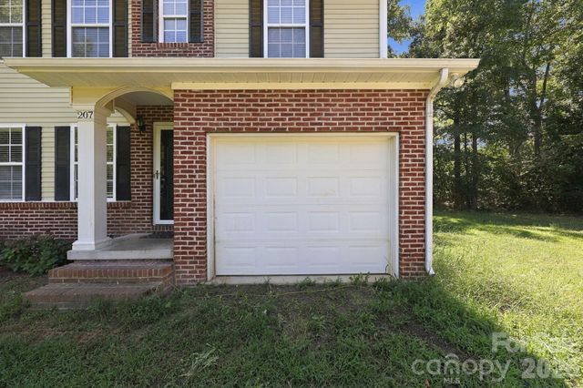 207 Aceland Circle, Salisbury, NC 28146