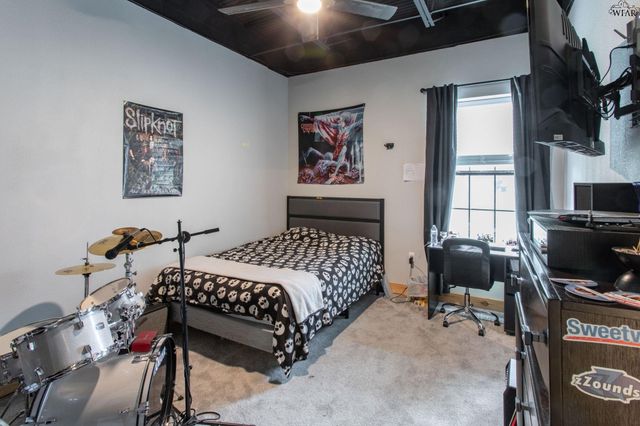 111 W WILLIAMS DRIVE, Burkburnett, TX 76354