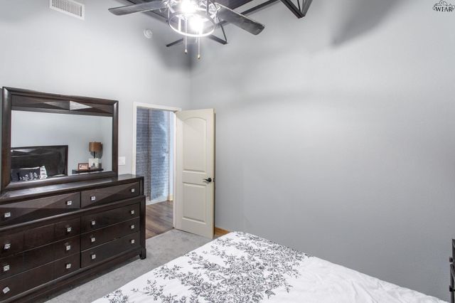 111 W WILLIAMS DRIVE, Burkburnett, TX 76354