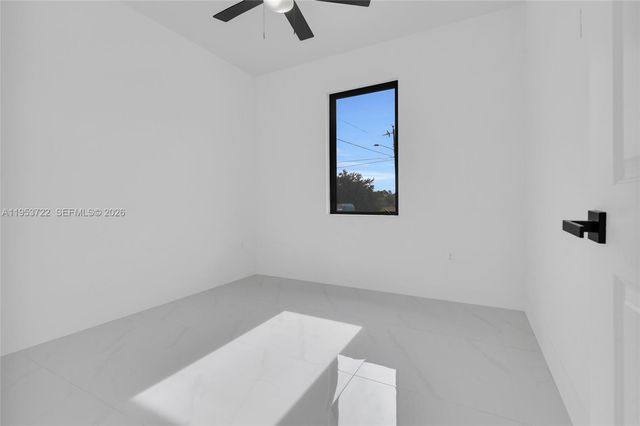 3602 20th ST SW, Lehigh Acres, FL 33976