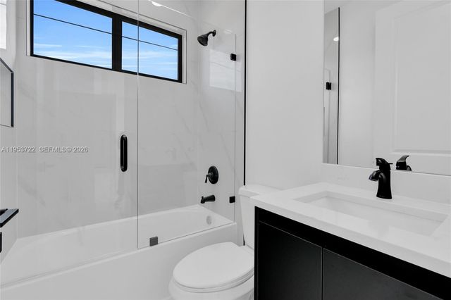 3602 20th ST SW, Lehigh Acres, FL 33976