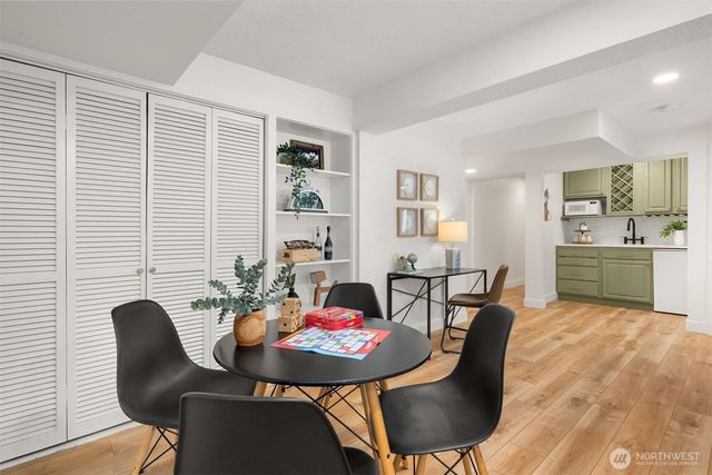 10611 NE 193rd Street, Bothell, WA 98011